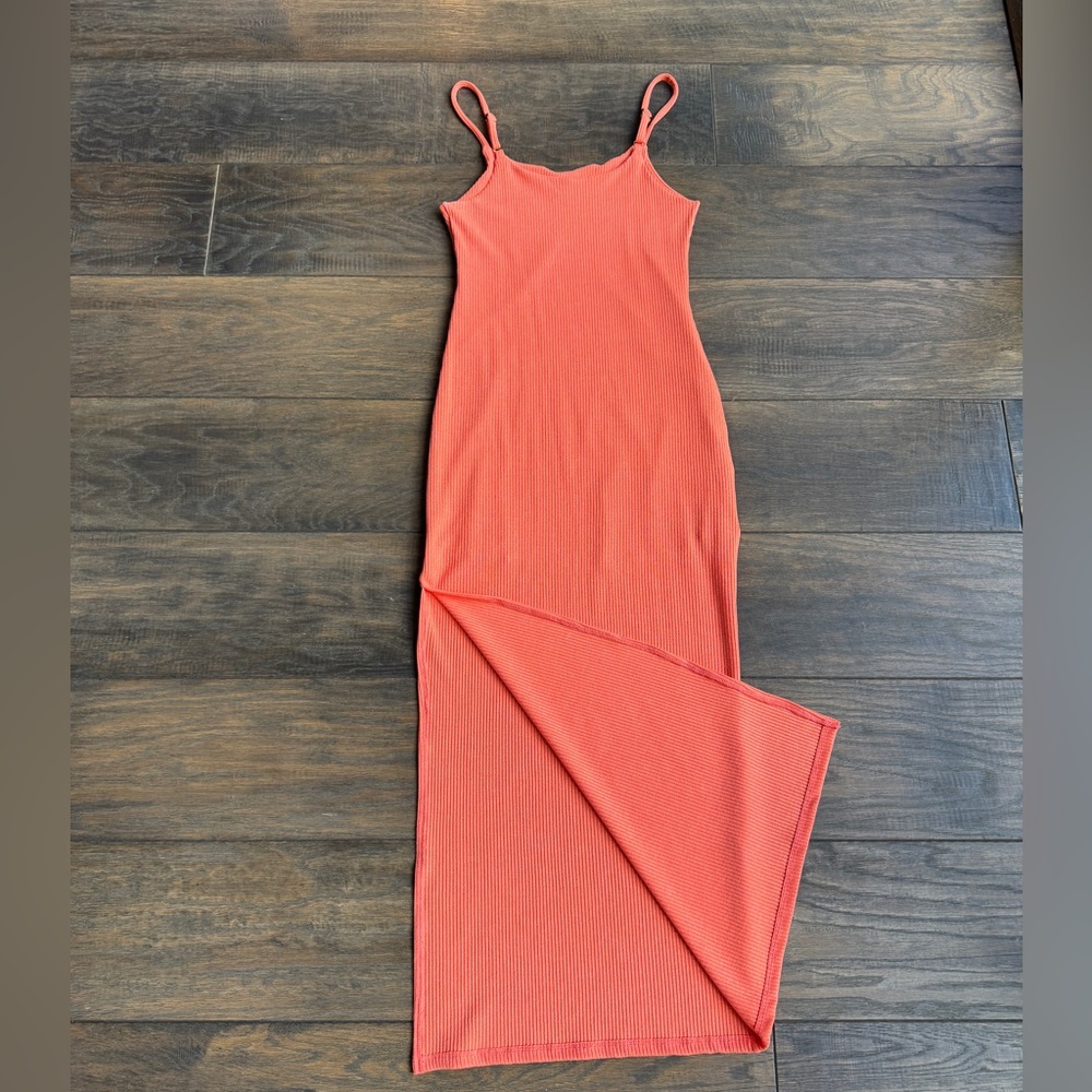 Vici Coral Ribbed Midi Slip Dress